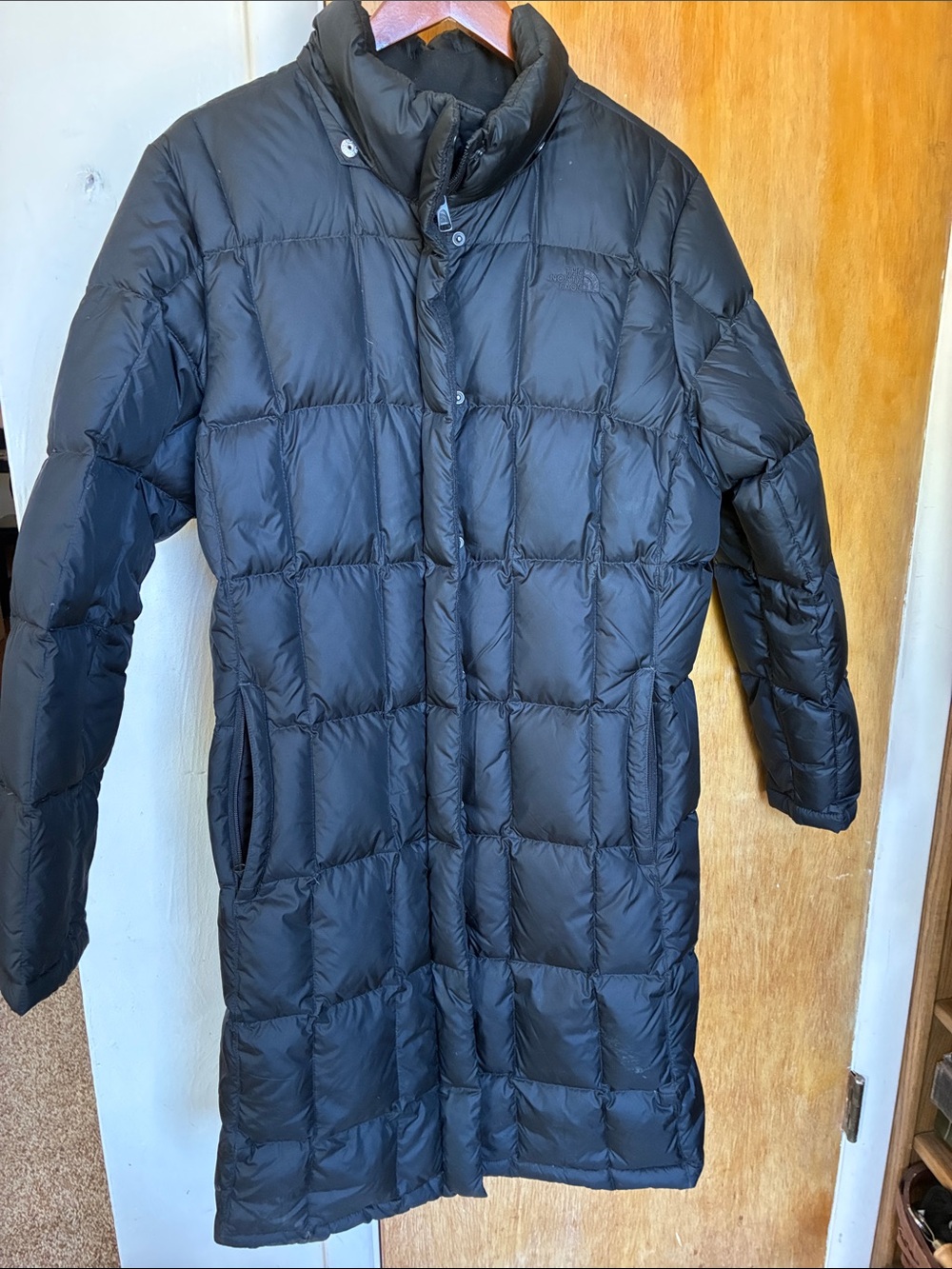 The North Face Women's Black Long Puffer Coat